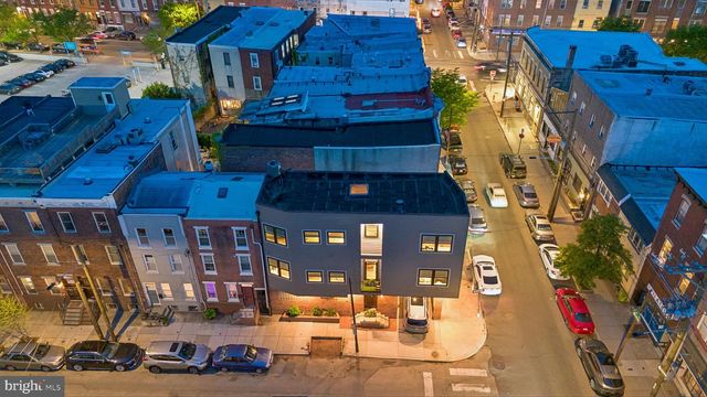 801 S 8TH ST, Philadelphia, PA 19147