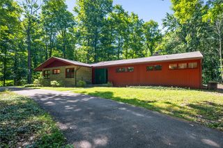 1455 Ayrault Road, Perinton, NY 14450