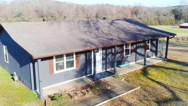 3363 Crews Road County Highway 49, Sulligent, AL 35586