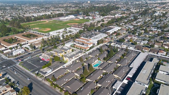 134 S Magnolia Avenue 4C, Anaheim, CA 92804