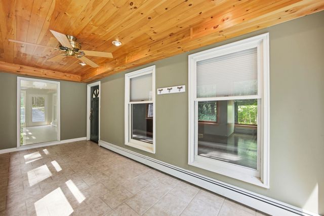 135 Lower Straw Road, Hopkinton, NH 03229