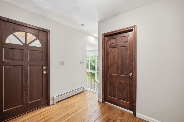135 Lower Straw Road, Hopkinton, NH 03229