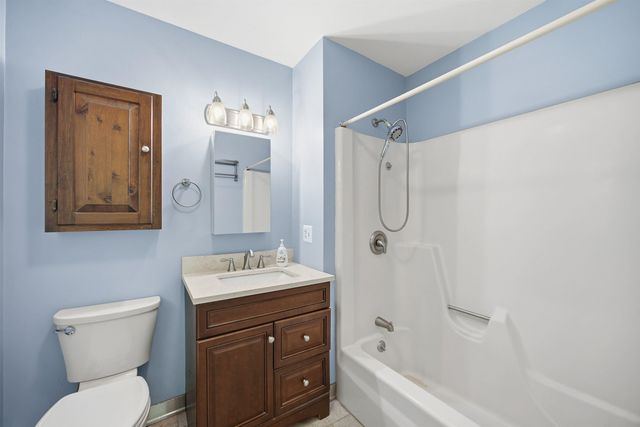 135 Lower Straw Road, Hopkinton, NH 03229