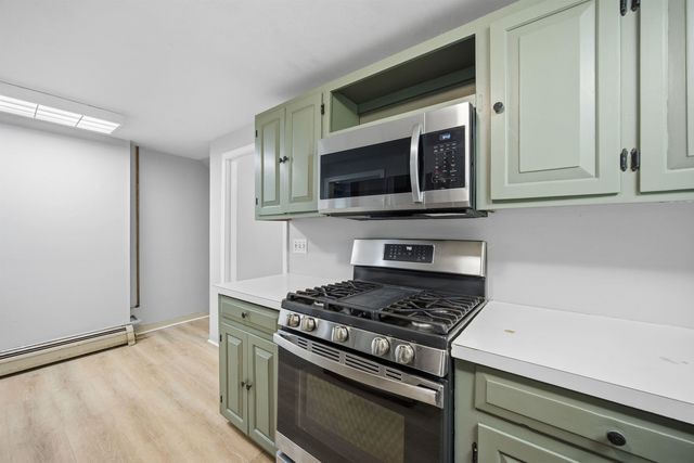 135 Lower Straw Road, Hopkinton, NH 03229