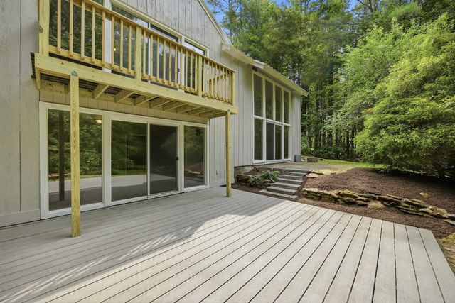 135 Lower Straw Road, Hopkinton, NH 03229