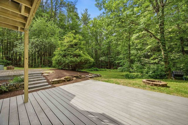 135 Lower Straw Road, Hopkinton, NH 03229