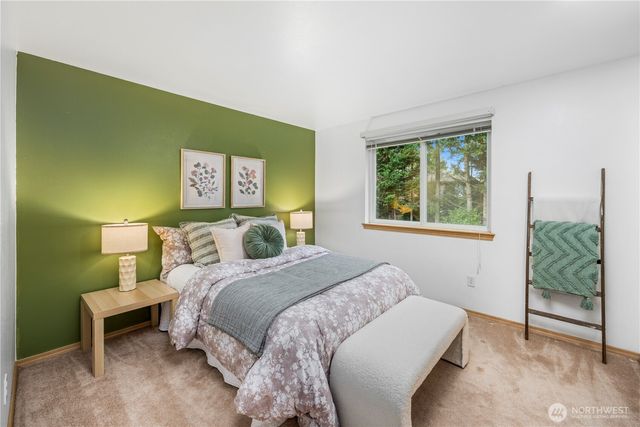 1000 NE Mount Ellinor Court, Poulsbo, WA 98370