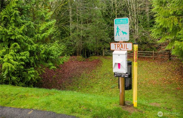 1000 NE Mount Ellinor Court, Poulsbo, WA 98370