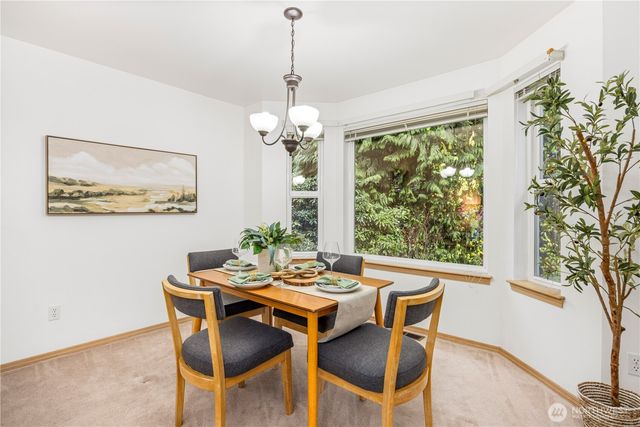 1000 NE Mount Ellinor Court, Poulsbo, WA 98370