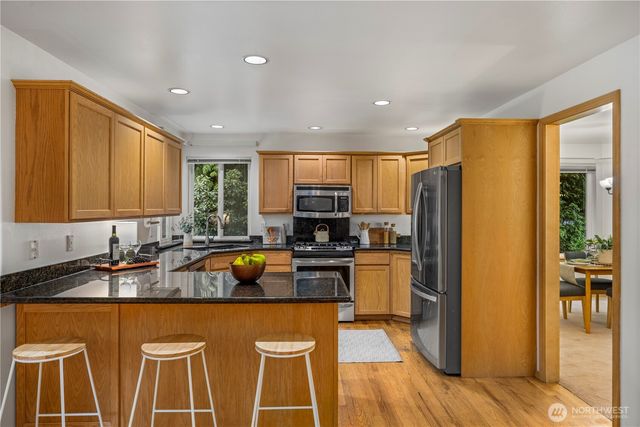 1000 NE Mount Ellinor Court, Poulsbo, WA 98370