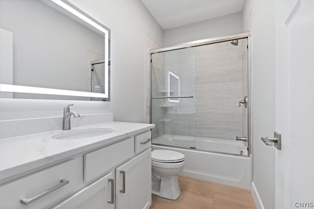 6380 Finish Line Trail, Cicero, NY 13029