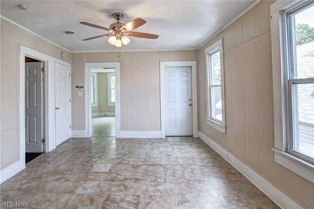 3048 Seymour Avenue, Cleveland, OH 44113