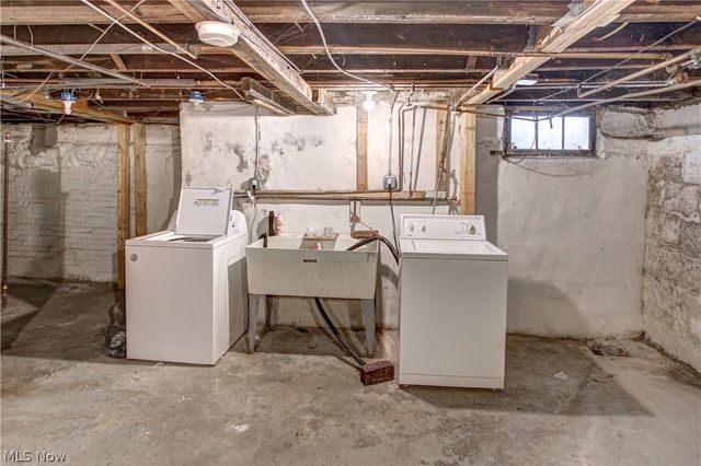 3048 Seymour Avenue, Cleveland, OH 44113