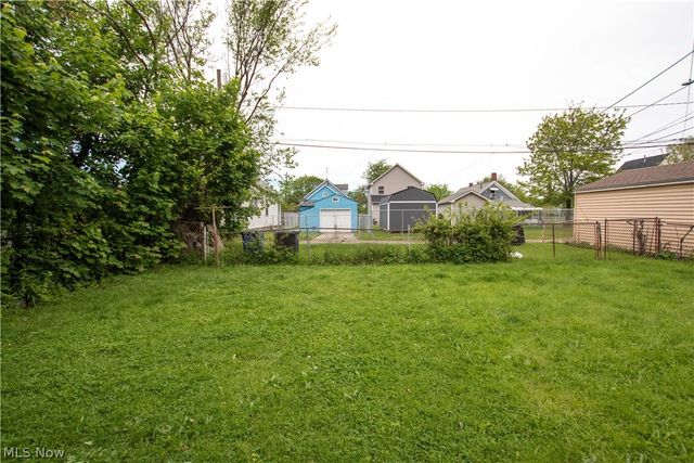 3048 Seymour Avenue, Cleveland, OH 44113