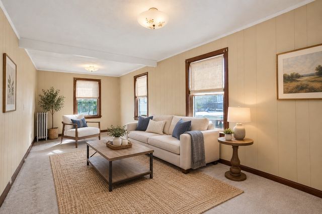 101 Fisher St, North Attleboro, MA 02760