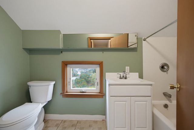 101 Fisher St, North Attleboro, MA 02760