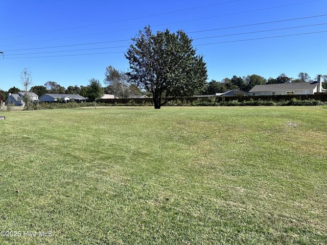 303 Tundra Place, Jacksonville, NC 28540