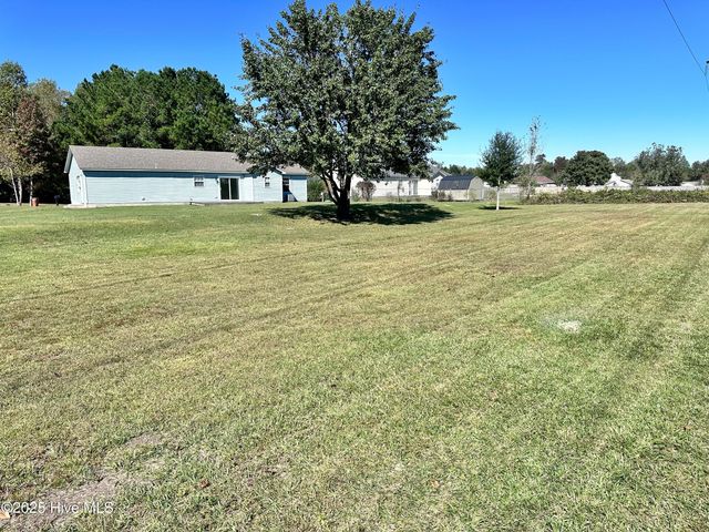 303 Tundra Place, Jacksonville, NC 28540