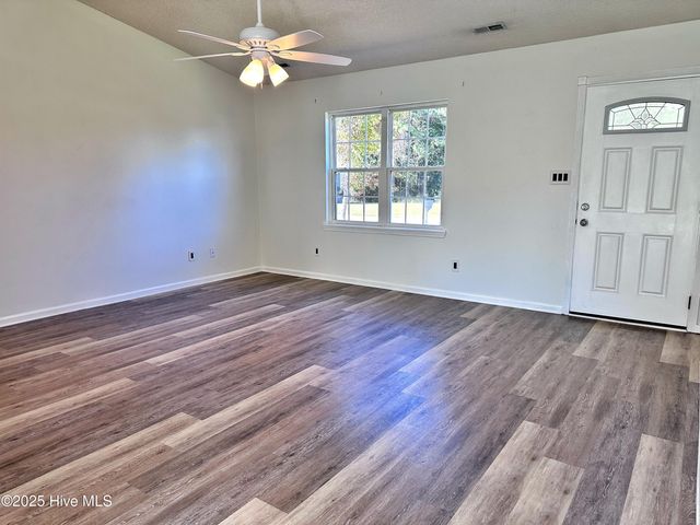 303 Tundra Place, Jacksonville, NC 28540