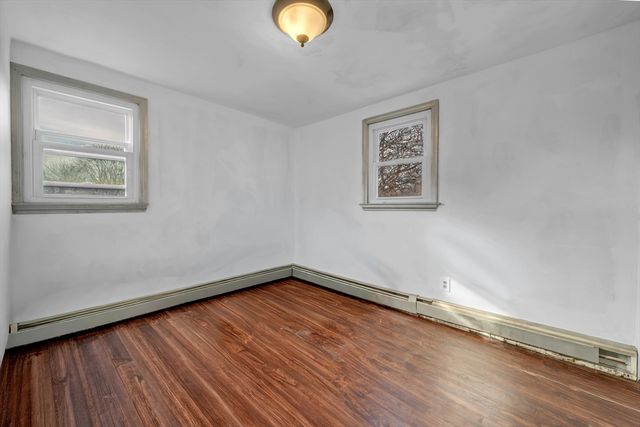 67 Boundary St, Brockton, MA 02302