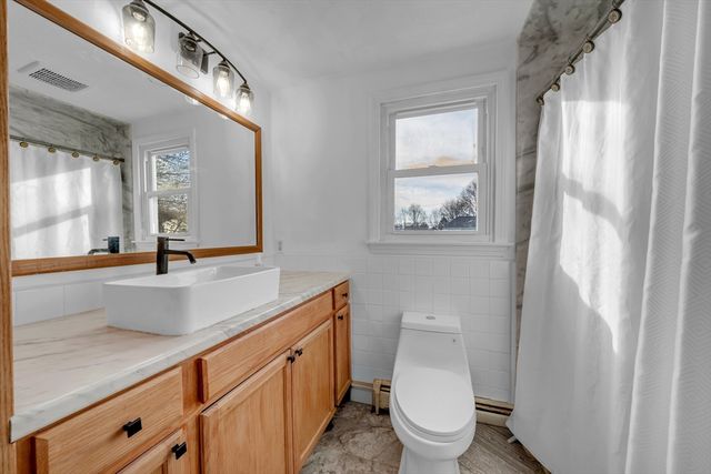 67 Boundary St, Brockton, MA 02302