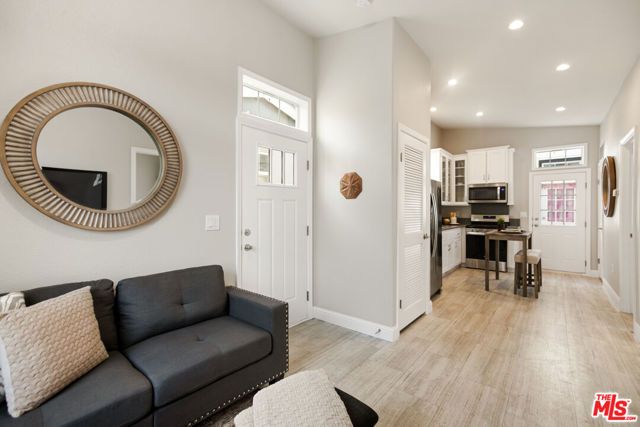 8250 Lankershim Boulevard 29, North Hollywood (los Angeles), CA 91605