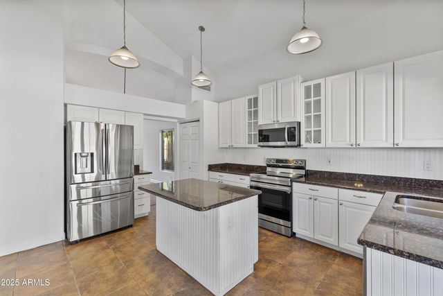 1710 W HIDDENVIEW Drive, Phoenix, AZ 85045