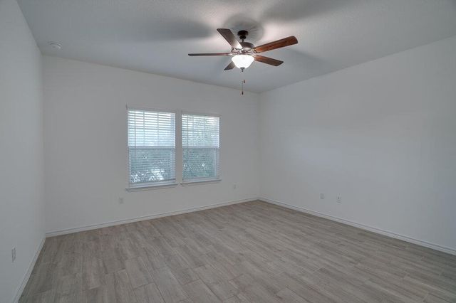 9015 Looksee LN, Austin, TX 78744