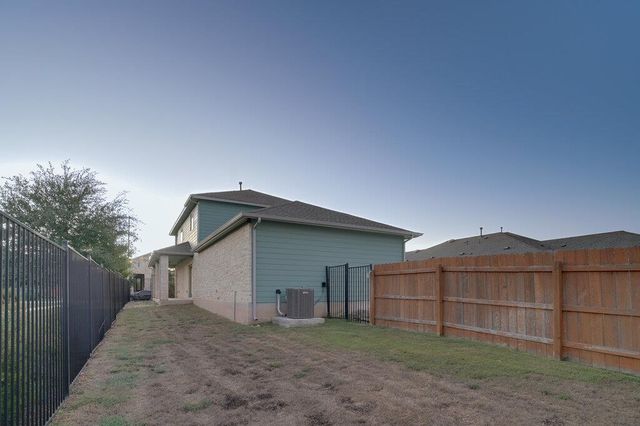 9015 Looksee LN, Austin, TX 78744