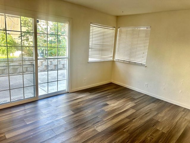 4013 Honey Rose Pl, Antelope, CA 95843
