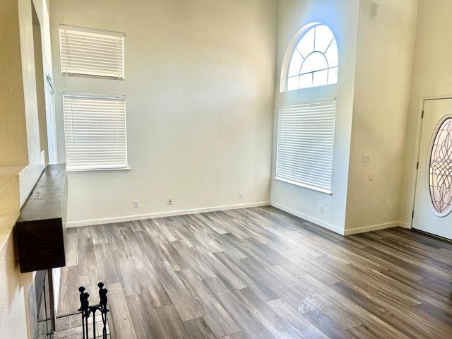 4013 Honey Rose Pl, Antelope, CA 95843