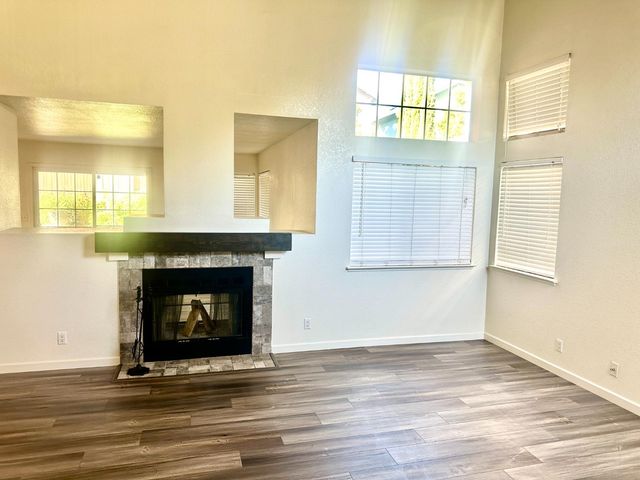 4013 Honey Rose Pl, Antelope, CA 95843