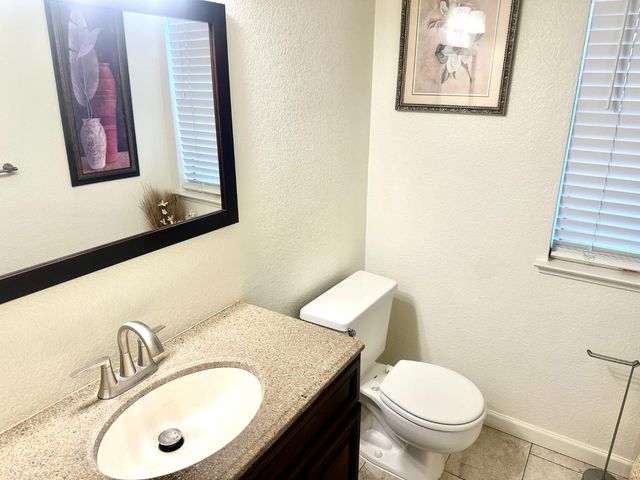 4013 Honey Rose Pl, Antelope, CA 95843