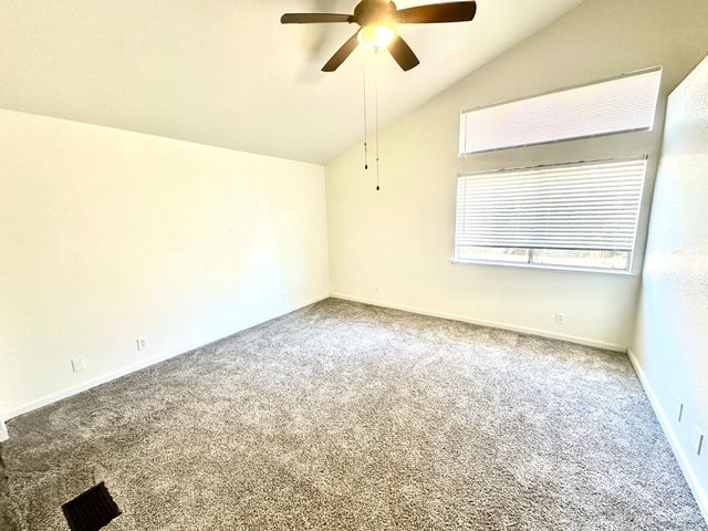 4013 Honey Rose Pl, Antelope, CA 95843