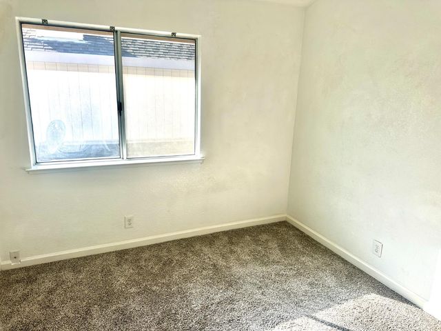 4013 Honey Rose Pl, Antelope, CA 95843