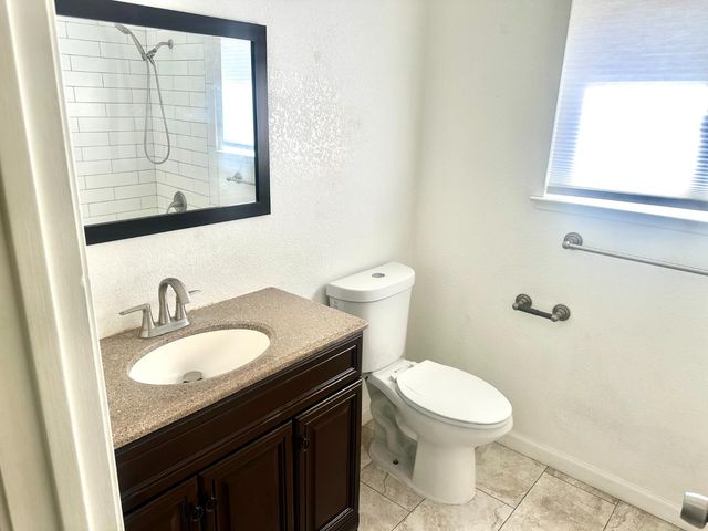 4013 Honey Rose Pl, Antelope, CA 95843