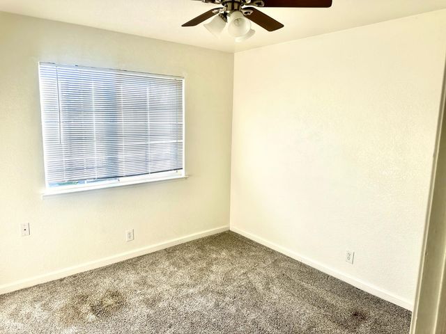 4013 Honey Rose Pl, Antelope, CA 95843