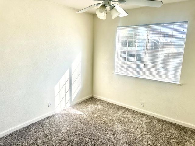4013 Honey Rose Pl, Antelope, CA 95843