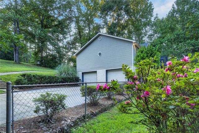 1509 Winding Way, Taylors, SC 29687