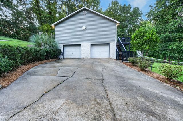 1509 Winding Way, Taylors, SC 29687
