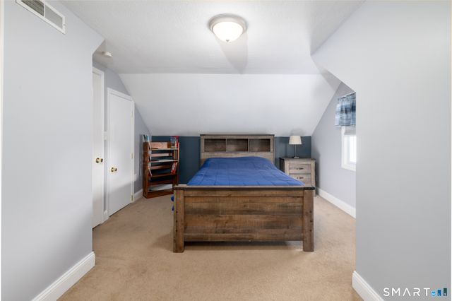 4 Rosemont Avenue, Bristol, CT 06010