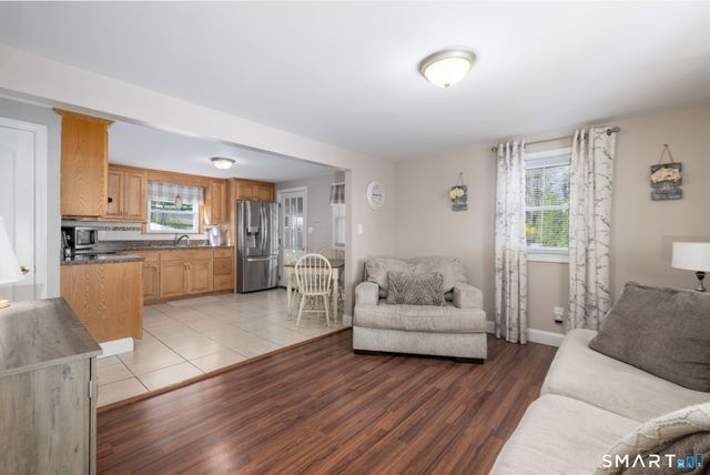 4 Rosemont Avenue, Bristol, CT 06010