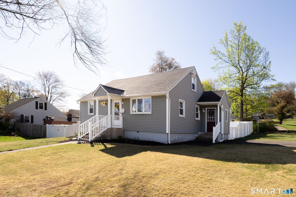 4 Rosemont Avenue, Bristol, CT 06010