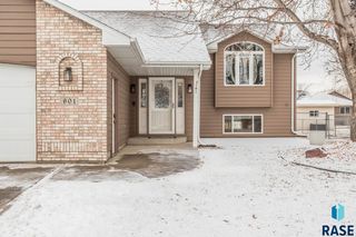 901 E Pine St Street, Brandon, SD 57005