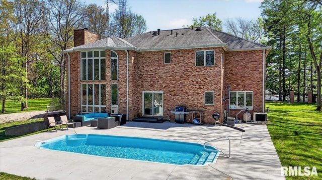 49 WESTWOOD Lane, Springfield, IL 62711