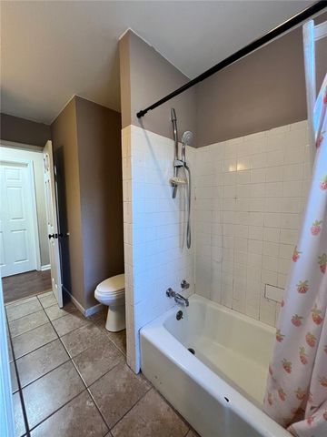 1502 White Road, Springdale, AR 72762