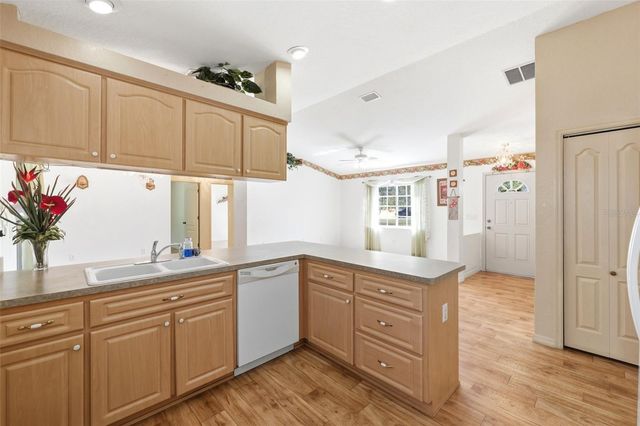 13039 KITTIWAKE ROAD, Weeki Wachee, FL 34614