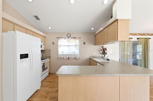 13039 KITTIWAKE ROAD, Weeki Wachee, FL 34614