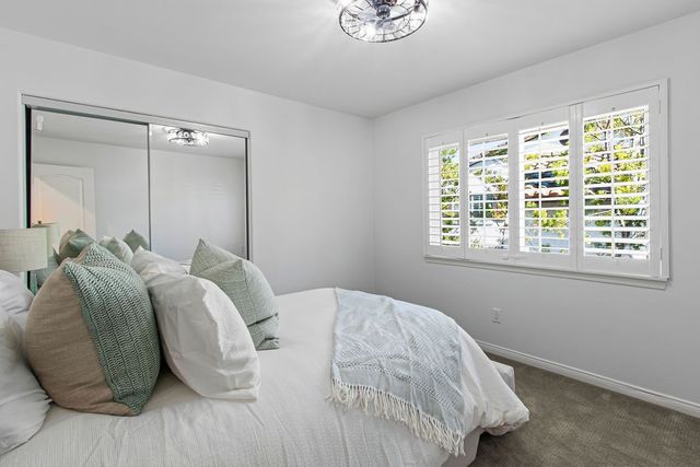 6 Mahogany Run, Laguna Hills, CA 92679