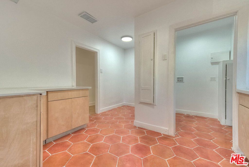 Image 17 of property listing at 1361 Keniston Avenue, Los Angeles, CA 90019